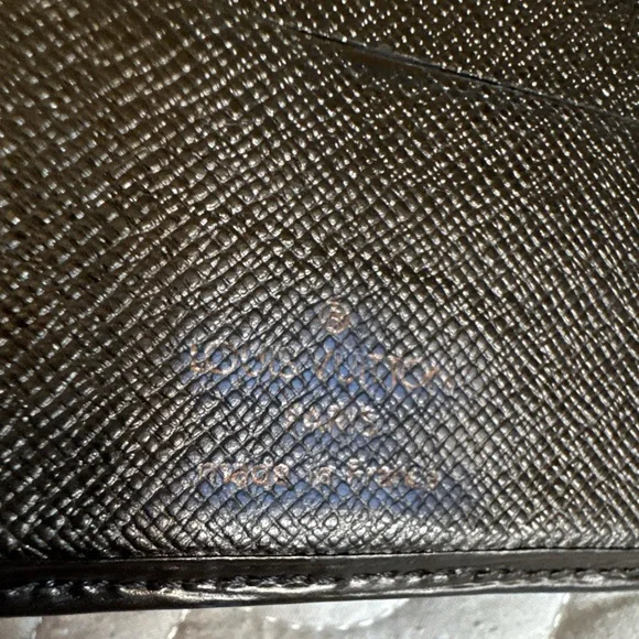 Louis Vuitton Epi Porte-Billets Black Leather Compact Wallet - Picture 10 of 16